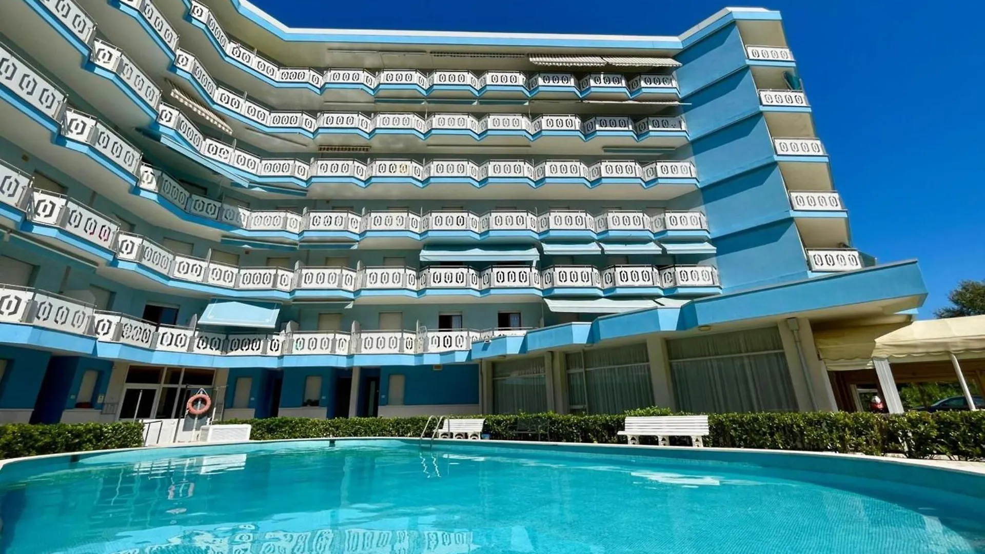 Modern Studio With Shared Pool Porto Santa Margherita di Caorle Daire